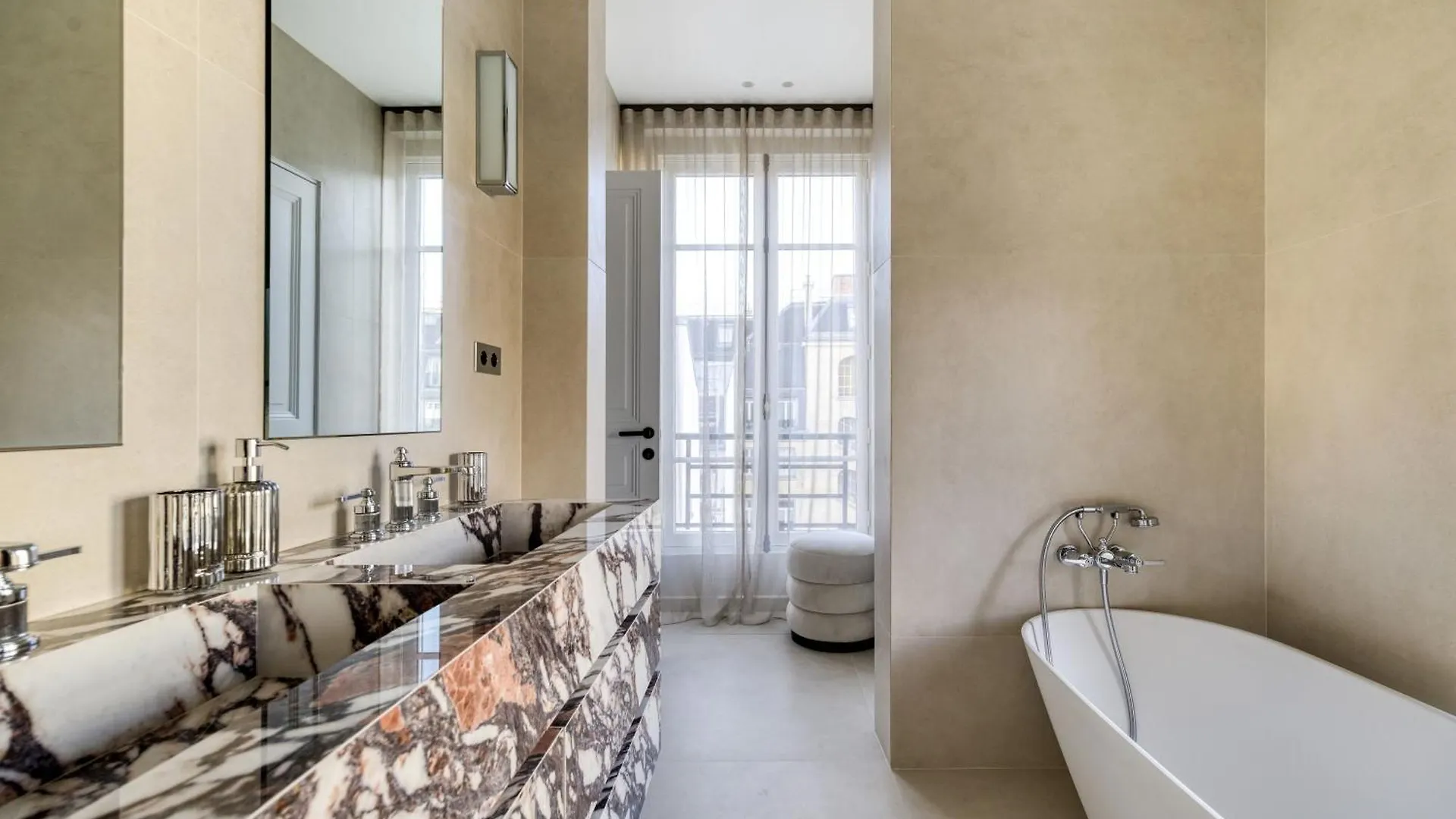 Oniri - Rivoli Apartment Paris France